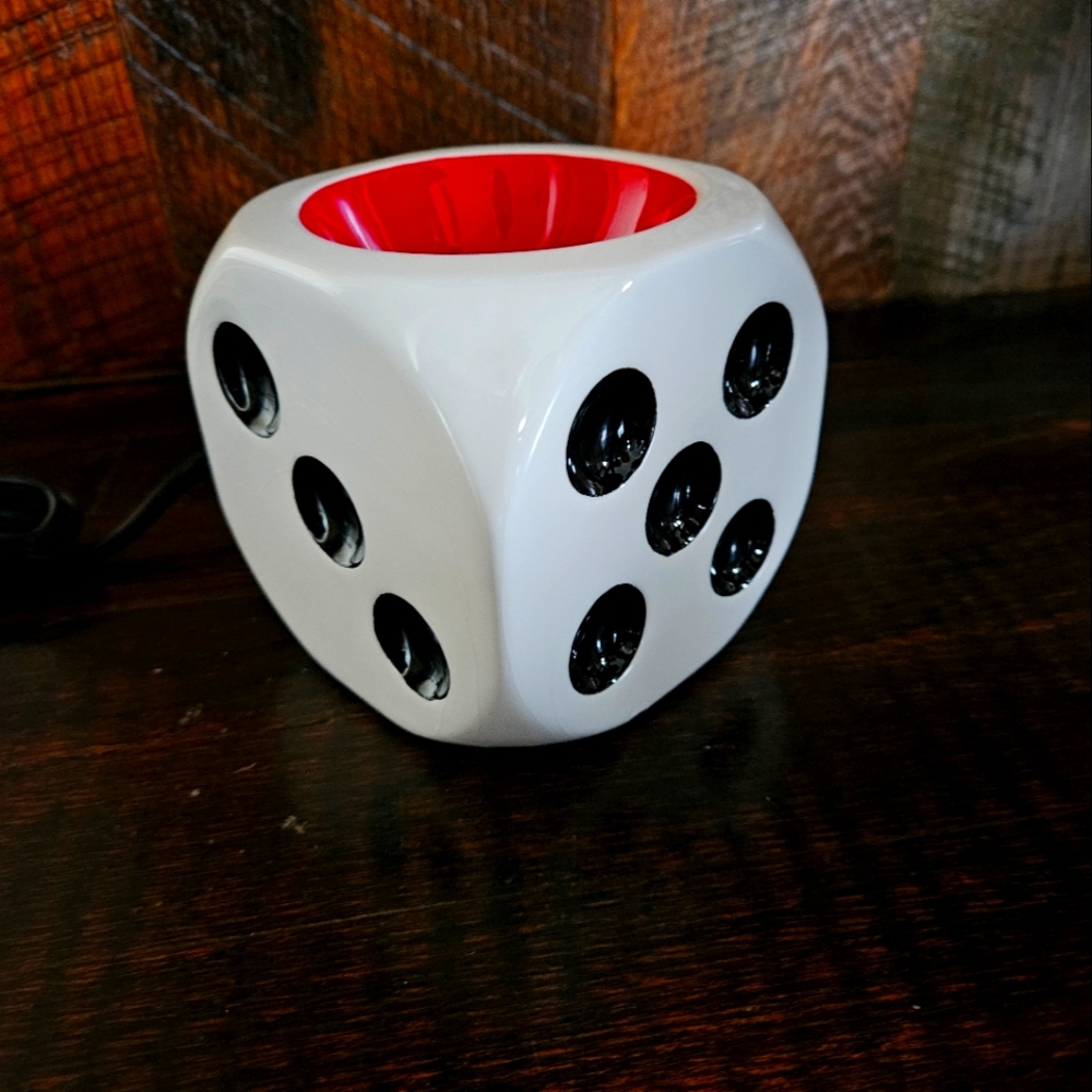 Scentsy Warmer- White Die